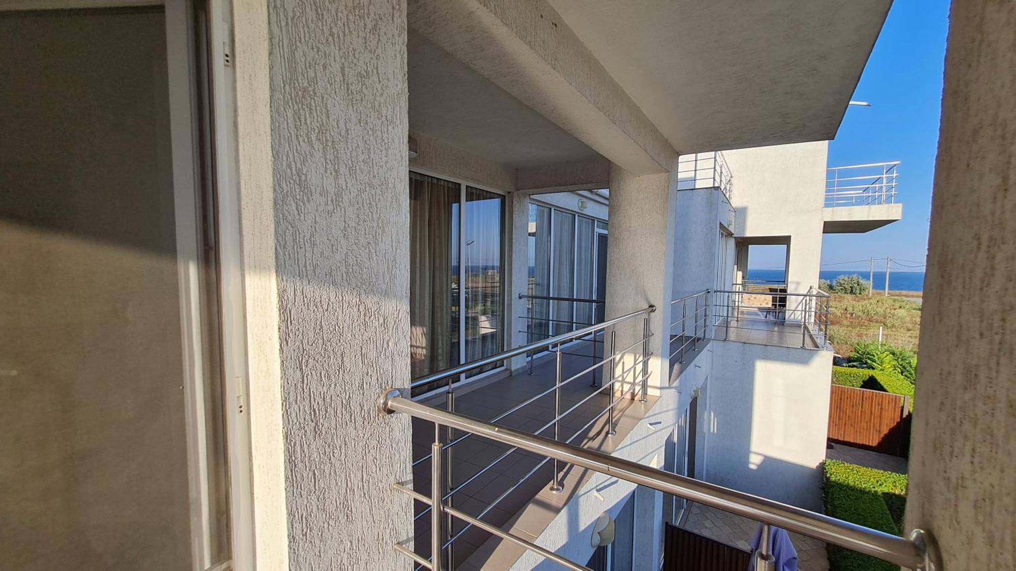 科斯蒂内什蒂Casa Bellevue公寓 外观 照片